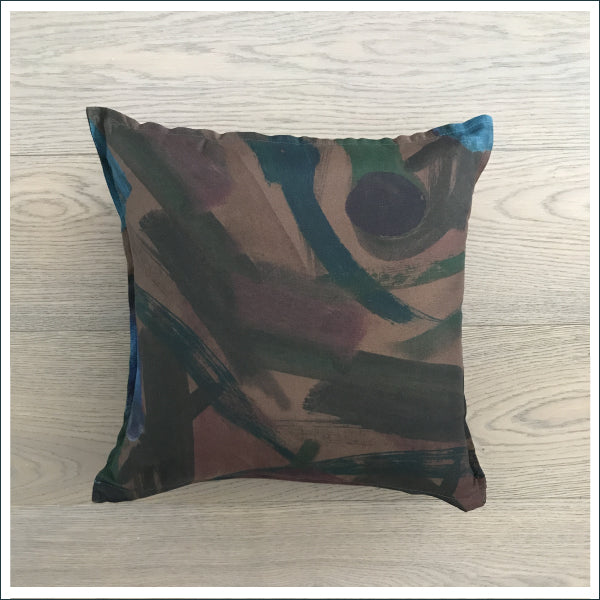 §Cuscino con stampa artistica color tabacco