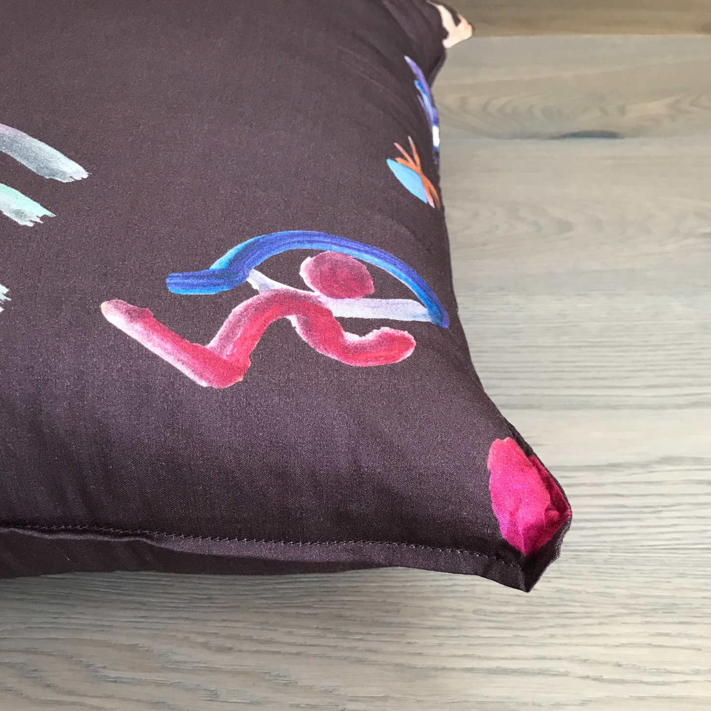 §Cuscino con occhi artistici stampati