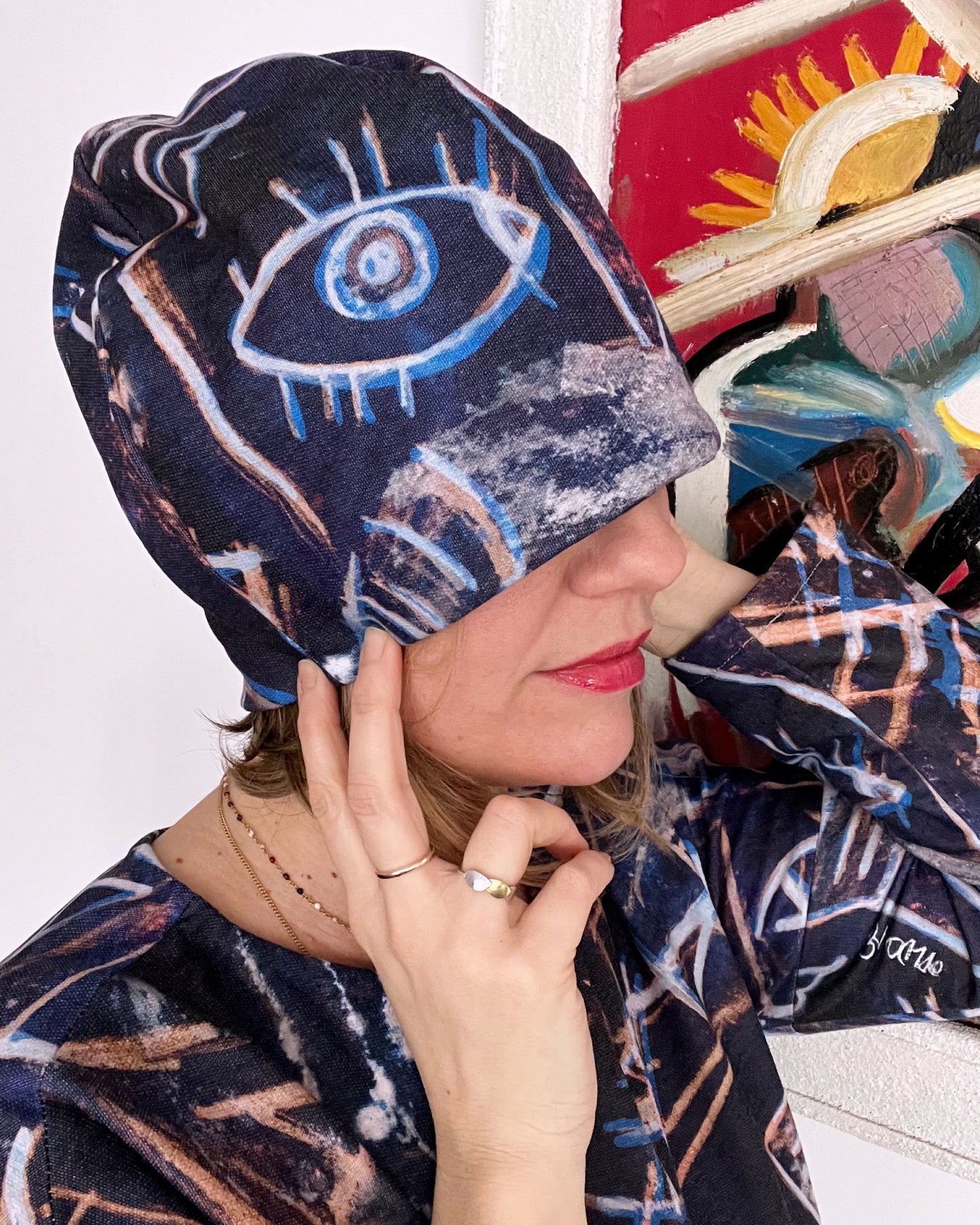 Cappellino cuffietta con stampa artistica